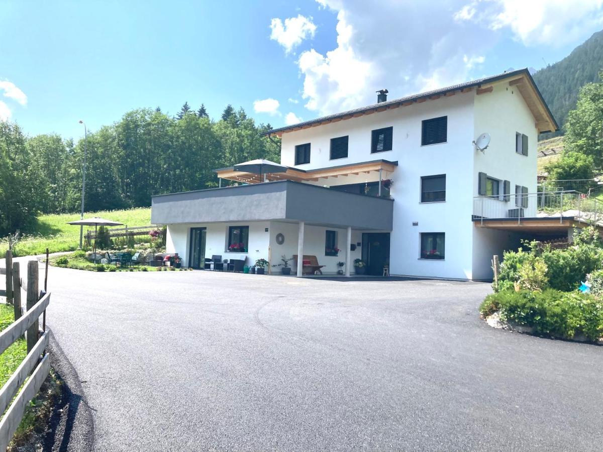 Haus Bazigg Lägenhet Klosterle am Arlberg Exteriör bild