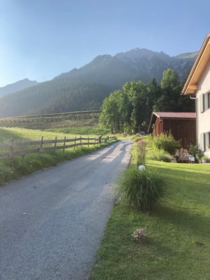 Haus Bazigg Lägenhet Klosterle am Arlberg Exteriör bild