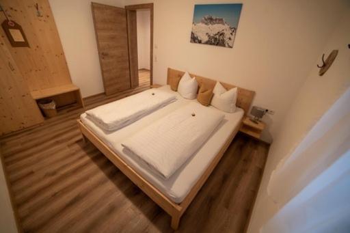 Haus Bazigg Lägenhet Klosterle am Arlberg Exteriör bild